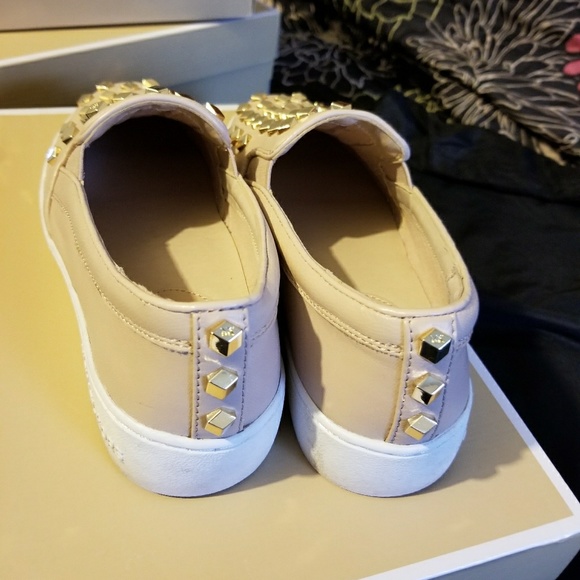 Michael Kors Keaton Slip On - Picture 2 of 4